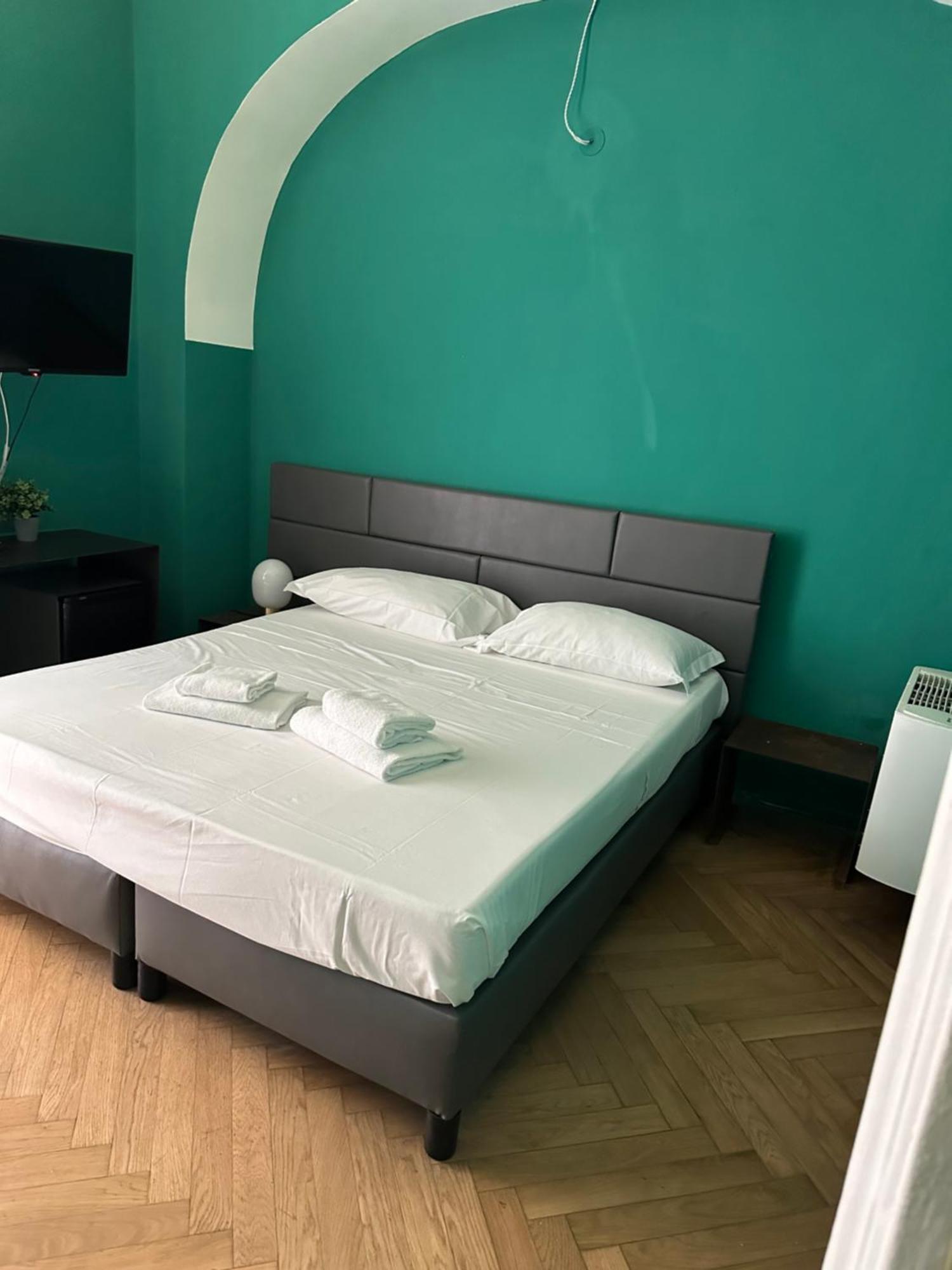 Отель Agatha Cosy Катания Экстерьер фото